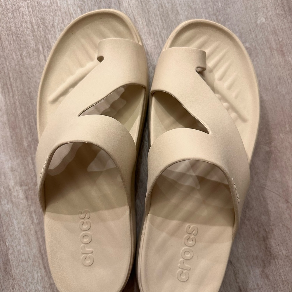 Crocs Women's Beige Platform Slide Sandals - Lightweight Comfort